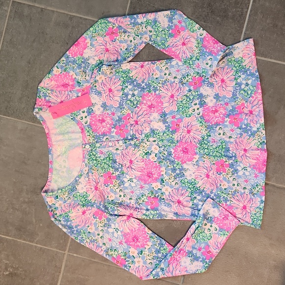 Lilly Pulitzer Henley Top - Picture 2 of 7